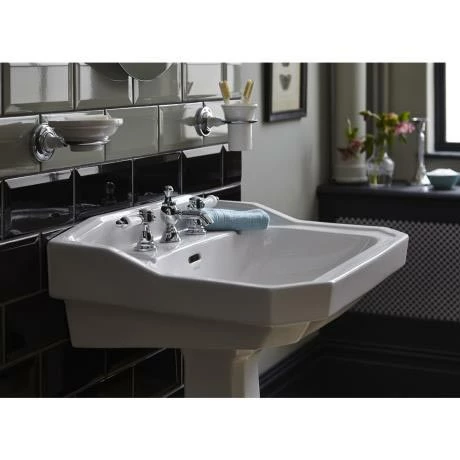 Heritage Bathrooms Heritage - Granley Standard Basin & Pedestal - Various Tap Hole Options Heritage Bathrooms Heritage - Granley Standard Basin & Pedestal - Various Tap Hole Options -Heritage Bathrooms shop PGRW051 PGRW09 D3 460