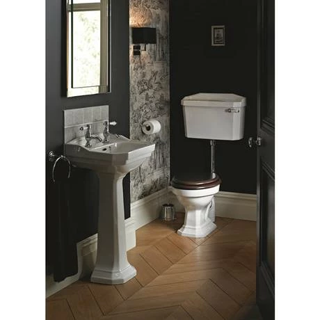 Heritage Bathrooms Heritage - Granley Cloakroom Basin & Pedestal - 1 Or 2 Tap Hole Options 3 Heritage Bathrooms Heritage - Granley Cloakroom Basin & Pedestal - 1 Or 2 Tap Hole Options - Image 3