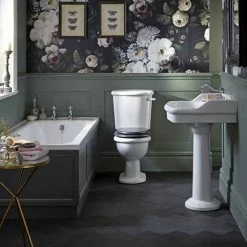 Heritage Bathrooms Heritage - New Victoria Close Coupled WC & Cistern - Various Lever Options -Heritage Bathrooms shop PVEW063 PVEW10 D6 460